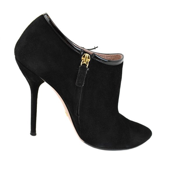 GUCCI: Black, Suede & Patent Leather Ankle Booties - Picture 4 of 9